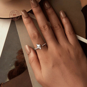 Graceful Manta Ray Ring